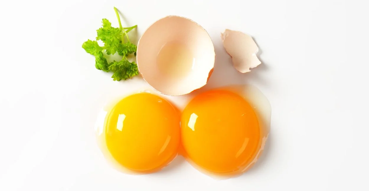Желток. Egg yolk.