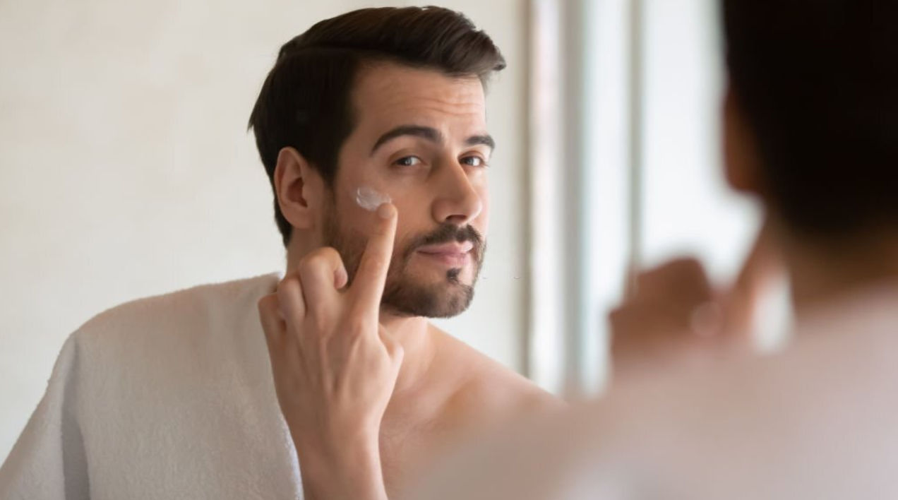 Get Clear and Glowing Skin with These 7 Men's Skin Care Tips